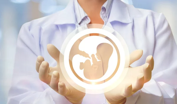 Οι νέες εξελίξεις στην εξωσωματική γονιμοποίηση