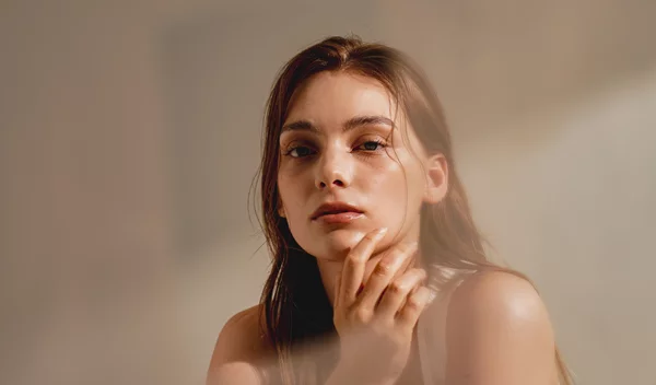 To απόλυτο συστατικό για θεϊκή επιδερμίδα και μεταξένια μαλλιά