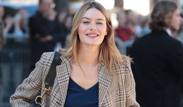 No makeup look: Τα 3 SOS tips που ακολουθούν πιστά οι Γαλλίδες για ένα αβίαστα κομψό μακιγιάζ