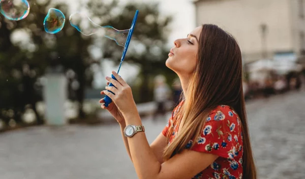 Πώς να φροντίζω τον εαυτό μου; Κλέψε τα μυστικά της life coach