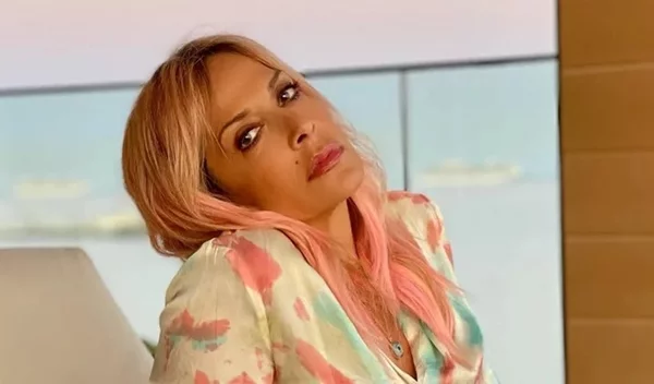 Άννα Βίσση: Η γαλλική αλλαγή που έκανε στα μαλλιά της & την ανανέωσε πλήρως