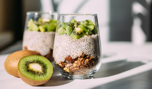 Πώς να εντάξεις τους σπόρους chia στη διατροφή σου