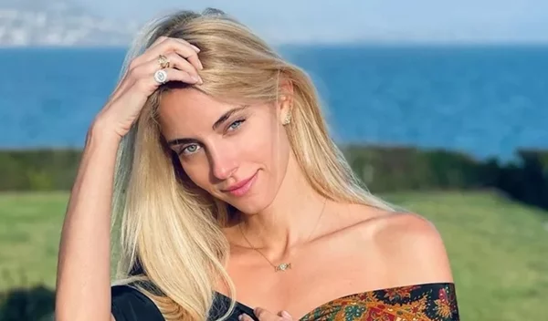 Τα 3 πιο hot χρώματα πεντικιούρ της σεζόν που επιλέγουν 10 Ελληνίδες celebrities