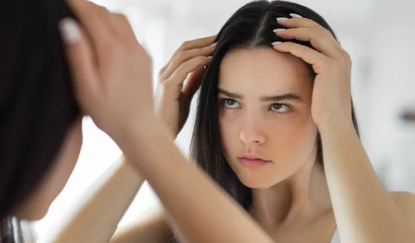 5 no brainer τρόποι να δείξεις άμεσα νεότερη χωρίς επεμβάσεις