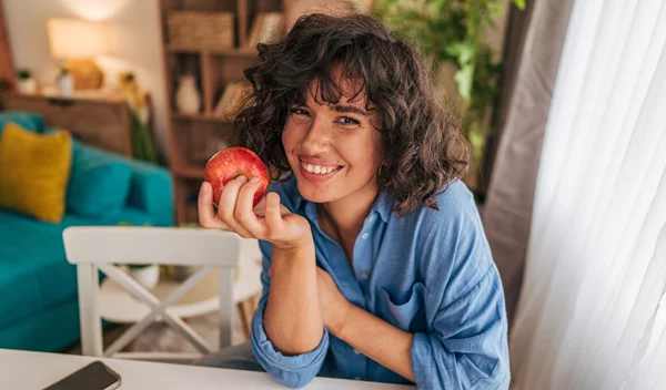 Τα 8 φρούτα που θα σε βοηθήσουν να χάσεις το λίπος στην κοιλιά σε 1 μήνα