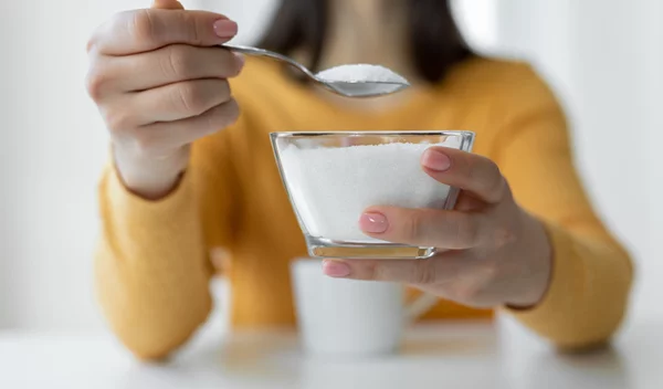 Μπορεί η ζάχαρη να σου προκαλέσει αλλεργία; Όσα πρέπει να ξέρεις