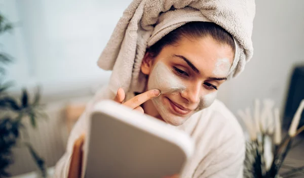 Οι 5 μάσκες προσώπου που λατρεύουν οι celebrities