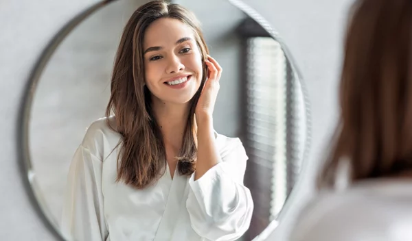 2 αλλαγές στην καθημερινότητα μπορούν να αλλάξουν την όψη της επιδερμίδας σου