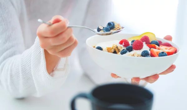 Πώς θα επανέλθω διατροφικά μετά τις διακοπές; Ενδεικτικό πλάνο 2 ημερών