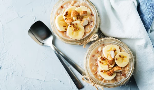 Βρώμη από το βράδυ με γεύση μπανόφι!