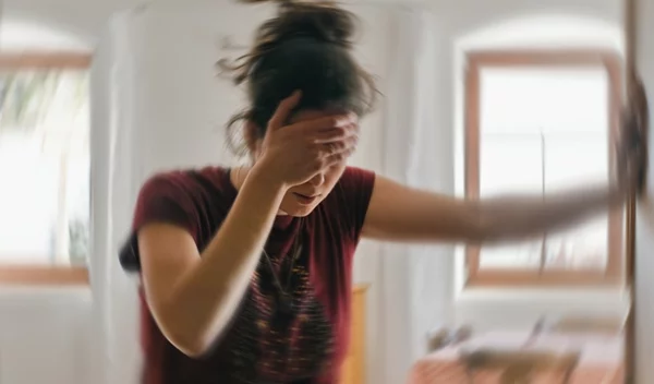 Συμπτώματα υπογλυκαιμίας ή... μερικά ποτάκια παραπάνω;