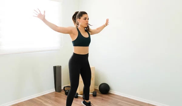 Προπόνηση ενδυνάμωσης ή αεροβική: Τι να διαλέξεις για γράμμωση ή να κάψεις λίπος