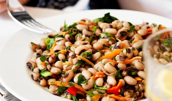 Μαυρομάτικα φασόλια: 5 λόγοι για να αρχίσεις σήμερα κιόλας να τα τρως