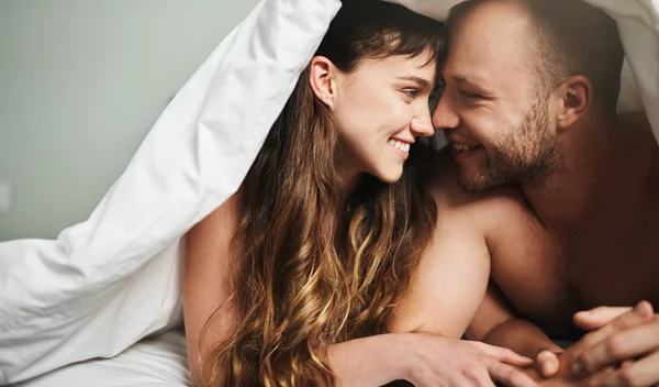 Νέα έρευνα: Αυτή είναι η διατροφή που μειώνει την ακράτεια και βελτιώνει το σεξ