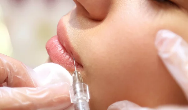 Ενέσιμα και αισθητικές παρεμβάσεις: Ο 10λογος που πρέπει να γνωρίζεις