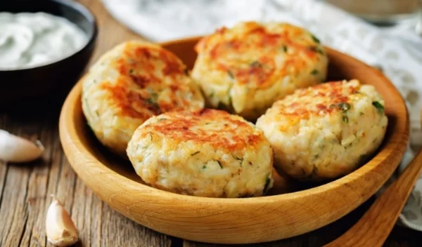 Αφράτα μπιφτέκια κοτόπουλου με βρώμη