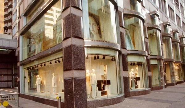 Η Zara γιορτάζει την 50η επέτειό της