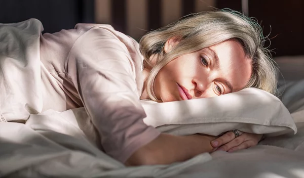 Χρόνια αϋπνία; Η χαλαρωτική δραστηριότητα που λειτουργεί όσο και η θεραπεία