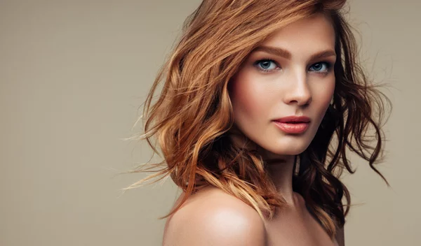 Το φιλαριστό κούρεμα που θα σας κάνει να πείτε "ναι" στα κοντά μαλλιά