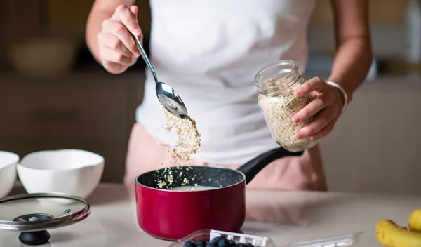 Οι τροφές με λίγες θερμίδες που σε κάνουν να αισθάνεσαι χορτάτη