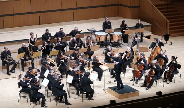 Μια βραδιά από την Καμεράτα αποκλειστικά  με έργα Beethoven, σε όργανα εποχής