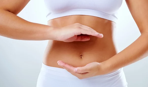 Αέρια στο στομάχι: 4 υγιεινές τροφές που τα καταπολεμούν