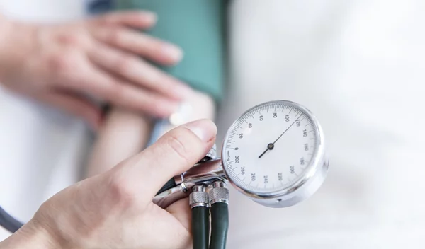 Υπέρταση: Η μέτρηση της αρτηριακής πίεσης πρέπει να ξεκινά από 3 ετών!