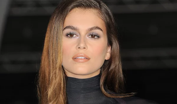 Αυτό είναι το πιο σαγηνευτικό μακιγιάζ που μπορείς να κάνεις φέτος στις γιορτές