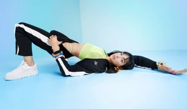 Puma x Dua Lipa: Δημιούργησαν τα sneakers που θα είναι η επόμενη αγορά σου