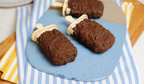 Μόνο με 160 θερμίδες έχεις έτοιμο σπιτικό παγωτό - χωρίς παγωτομηχανή