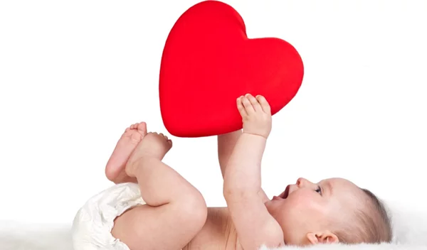 Συγγενείς καρδιοπάθειες: Πόσους αφορά, η θεραπεία και πού να απευθυνθείς για βοήθεια