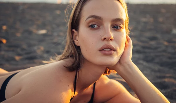 Το skincare hack που χαρίζει ξεκούραστη όψη σε 30''