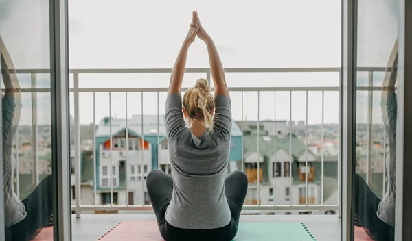 Είσαι 40 και θέλεις επίπεδη κοιλιά; Η άσκηση που προτείνεται να ακολουθήσεις