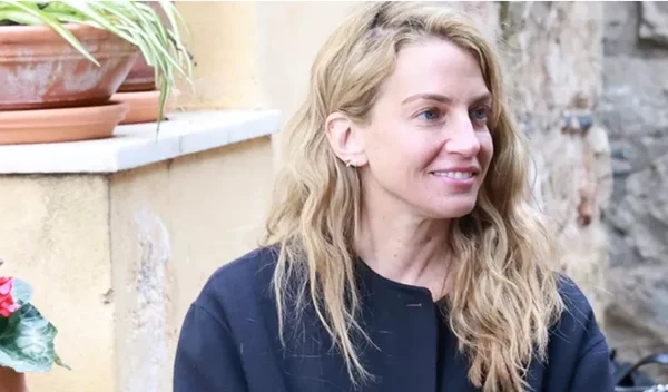 Χρυσή Βαρδινογιάννη: Το χτένισμα με καλοκαιρινό αέρα που επέλεξε για την πρόβα γάμου με τον Νικόλαο ντε Γκρες