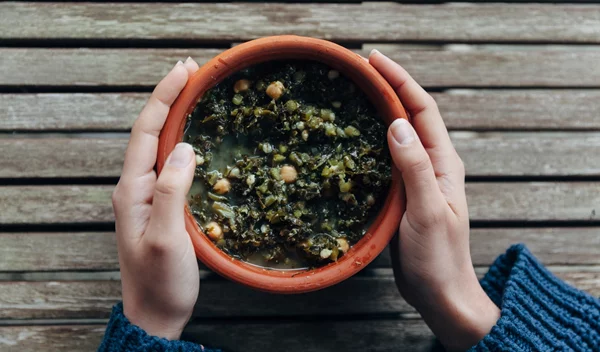 Νηστεία Χριστουγέννων 2024: 4 συμβουλές για να μην πάρεις κιλά