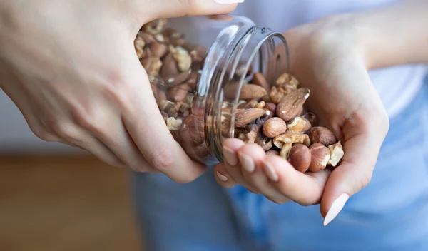 Γρήγορος μεταβολισμός και απώλεια βάρους; Αυτός είναι ο ξηρός καρπός που χρειάζεσαι