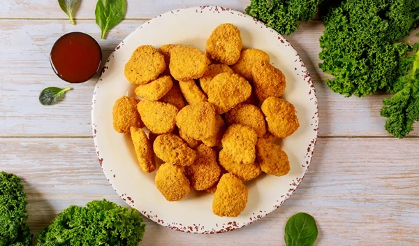 Vegan "κοτομπουκιές": Η αλμυρή crispy λιχουδιά που αλλάζει τα δεδομένα στο finger food