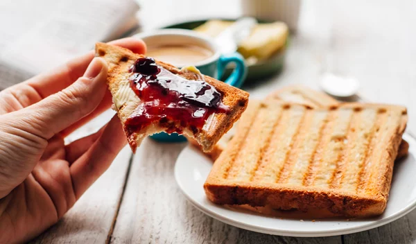 Σου αρέσει η μαρμελάδα; Η νέα και απόλυτα υγιεινή εκδοχή της που θα λατρέψεις (χωρίς ζάχαρη και έξτρα θερμίδες)