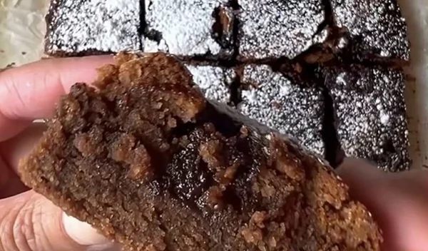 Σοκολατένια πάστα φλώρα με ελαιόλαδο - απόλαυση χωρίς τύψεις!