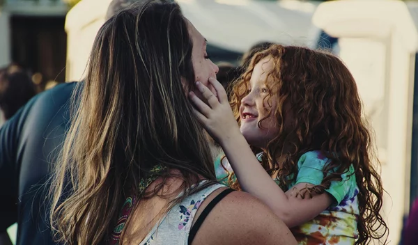 Άσχημο διαζύγιο: 5 tips για να είσαι ήρεμη, αν η συνεπιμέλεια είναι δύσκολη