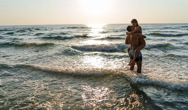 Όλη η αλήθεια για το σεξ στο νερό