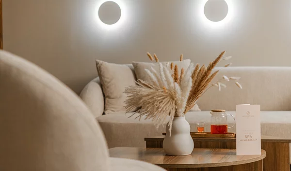 Νιώσε "fit & well" στα Holmes Place Spa