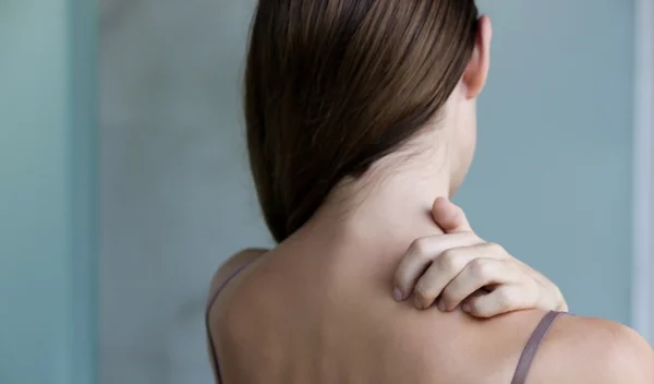 Ατοπική δερματίτιδα: Τα συμπτώματα και οι εξελίξεις στις θεραπείες