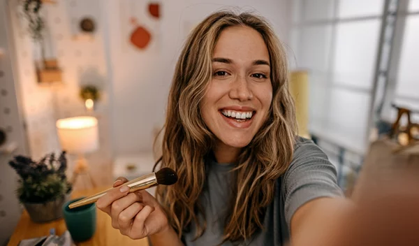 5 νέα προϊόντα ομορφιάς που προσθέσαμε στο νεσεσέρ μας και δεν θα αποχωριζόμασταν εύκολα