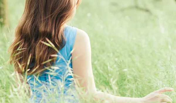 Μαλλιά στην εμμηνόπαυση: Οι καλοκαιρινοί "εχθροί" που δεν φαντάζεσαι και πώς να τους νικήσεις