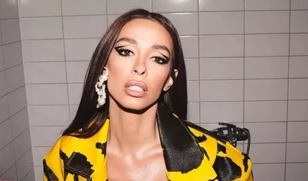 Η Ελένη Φουρέιρα έκανε το πιο κομψό μανικιούρ των φετινών Χριστουγέννων