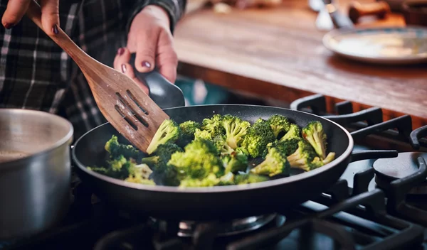 Κατεψυγμένο μπρόκολο: Πώς να το ψήσω σωστά για να είναι τραγανό;