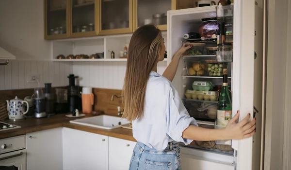 5 τροφές που απαγορεύεται να βάζεις στην πόρτα του ψυγείου