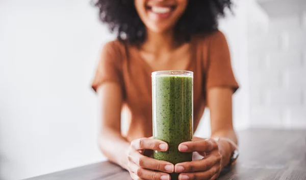 5 ροφήματα αδυνατίσματος που βοηθούν την καύση λίπους