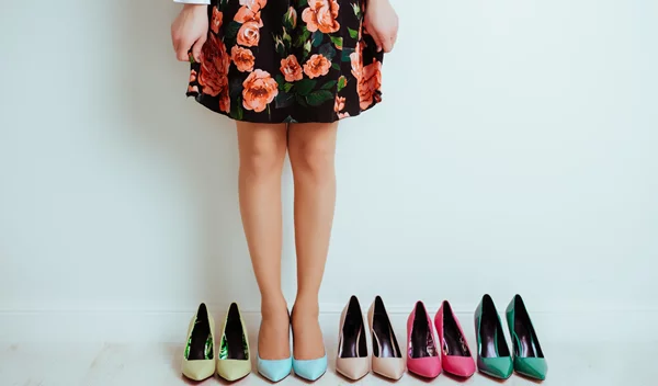 6 ζευγάρια παπούτσια ιδανικά για το βράδυ της Ανάστασης